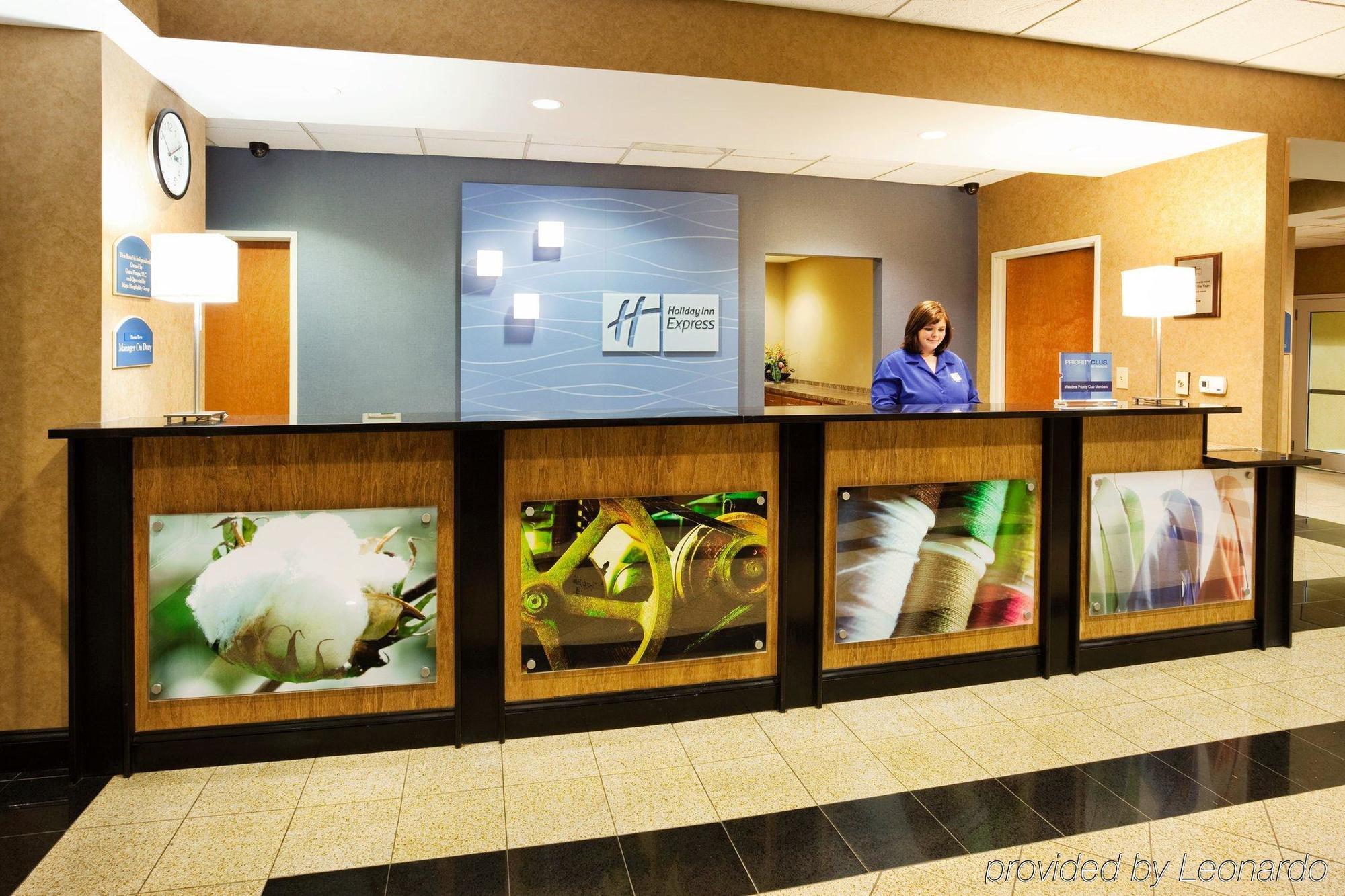 Holiday Inn Express Charlotte West - Gastonia, An Ihg Hotel Интерьер фото